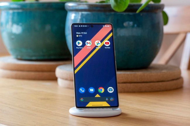 Samsung, Google & Microsoft Slash Prices For Pixel 7 Pro, S23 Ultra, Surface & More