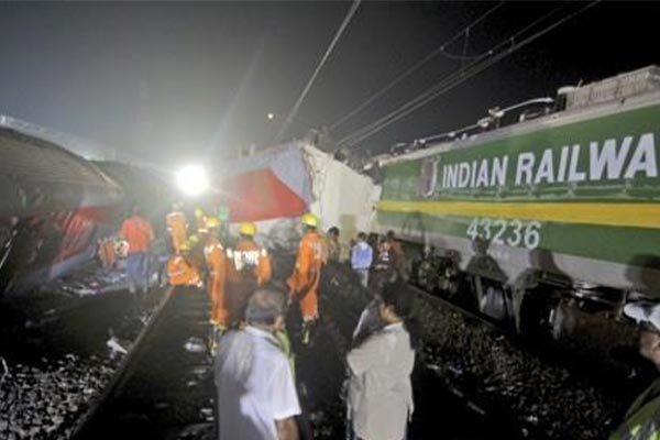 Over 200 Killed, 900 Injured in Train Crash in India