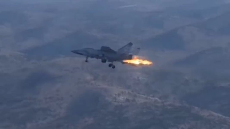 Wingman Films Burning Russian MiG-31 Foxhound's Final Moments