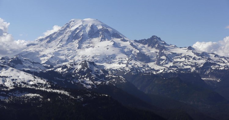 Climber celebrating 80th birthday found dead on Mount Rainier