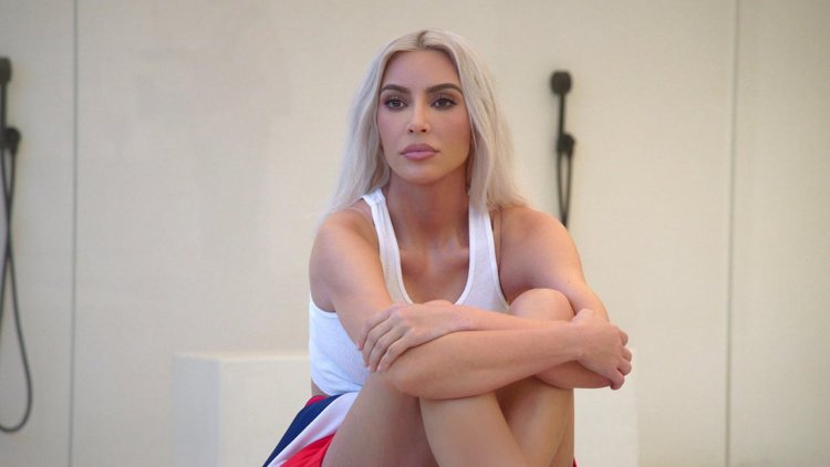Kim Kardashian Says She Prefers Sex With the Lights Off Despite Having Confidence in Public