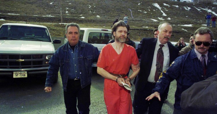 "Unabomber" Ted Kaczynski found dead in prison cell