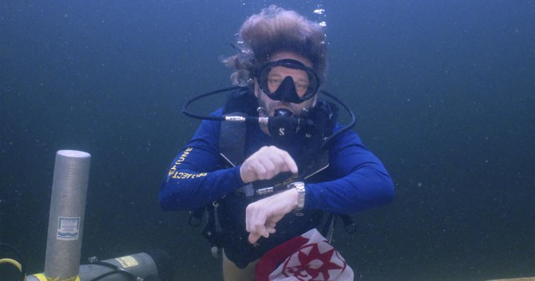 Florida's 'Dr. Deep' resurfaces after a record 100 days living underwater