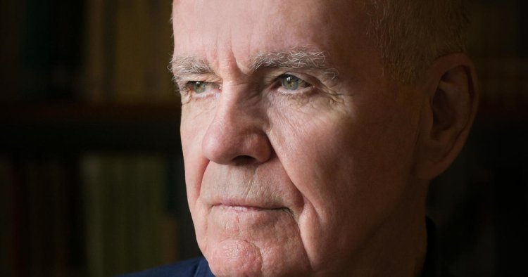 Cormac McCarthy, Pulitzer Prize-winning author of "The Road," dies at 89