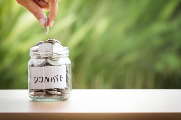 Rich People Donate More When They Actually See Poor People, Study Suggests