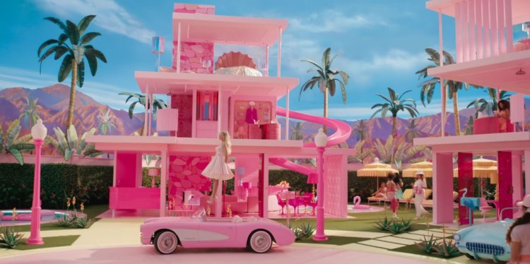 Real Life, Hot-Pink Barbie Dream House Spotted In Malibu