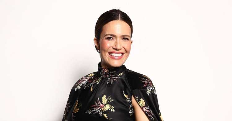 Mandy Moore Wears Necklace That Honors 'Both My Boys' Birthdays: Photo