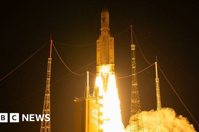 [World] Watch the moment Europe’s last Ariane-5 rocket blasts off
