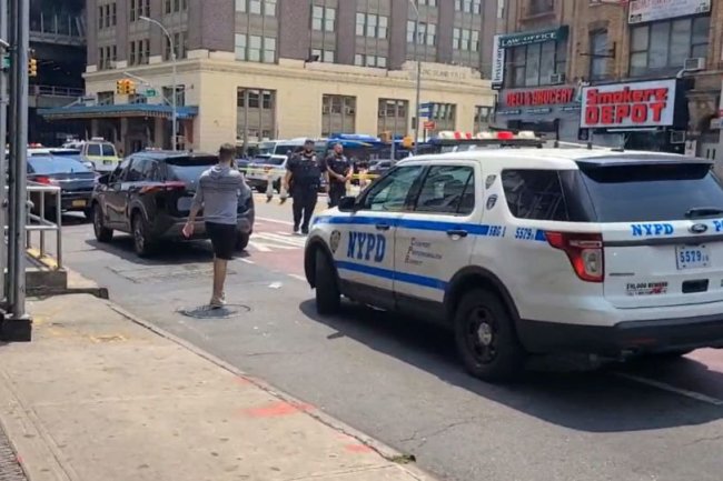 Gunman riding scooter in Queens kills 1 person and injures 3 others in back-to-back ‘random’ shootings, New York police say