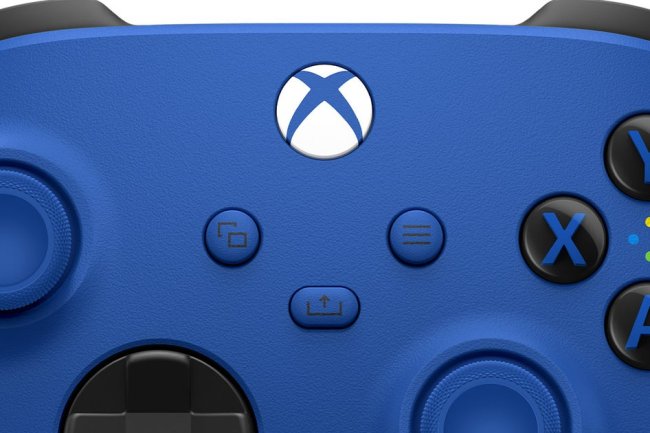 Get a "Like New" Xbox Wireless Controller in Shock Blue for £30.71