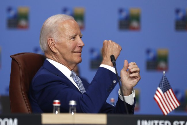 Biden hails Sweden's impending NATO admission ahead of tense meeting with Ukraine