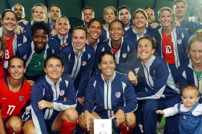 U.S. Women’s National Soccer Team Receives ESPYs Award for Courage