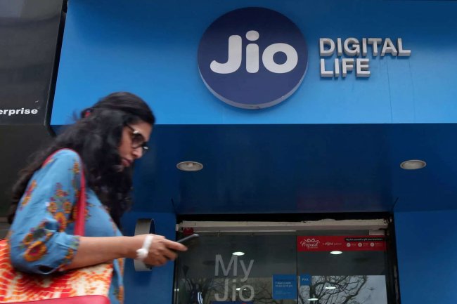 Jio Financial Services share price set at Rs 261.85 per share