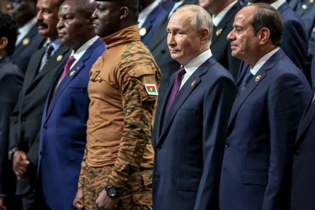 Putin Pledges Free Grain Shipments for African Allies
