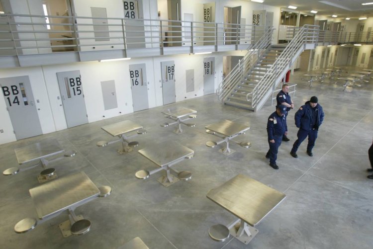 WA felony prison and jail sentences fell by 47% in 5 years. Here’s why