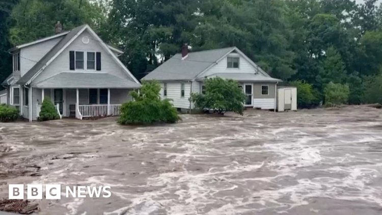 [World] US storms: 'All hands on deck' as floods deluge US north-east