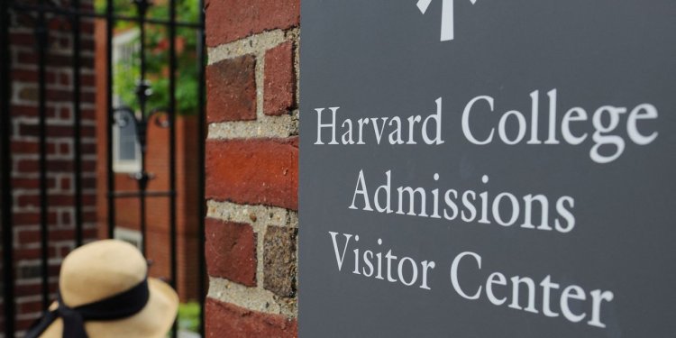 Legacy Admissions and the Value of an Ivy League Degree
