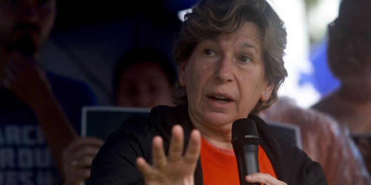 What Randi Weingarten Leaves Out of the Story