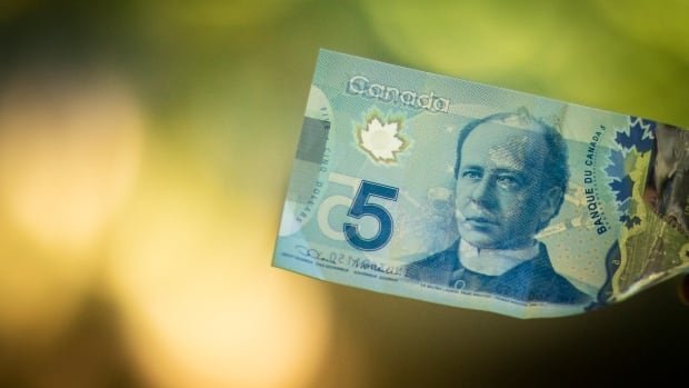Sir Wilfrid Laurier is staying put on the $5 bill — for now