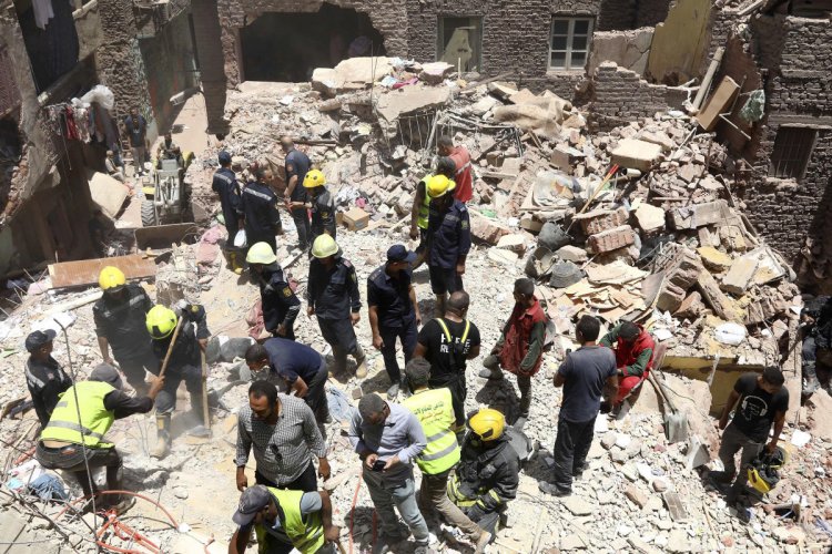 A 5-story apartment building collapses in Cairo and kills at least 9 people