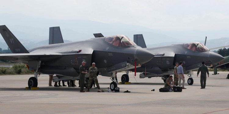 U.S. Deploys Advanced F-35 Jets, Destroyer to Middle East to Brush Back Iranian Forces