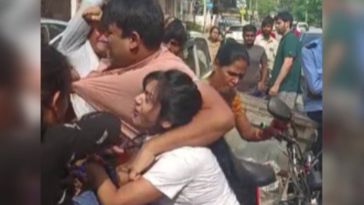 On camera, Delhi pilot, husband thrashed by mob for beating up 10-year-old help