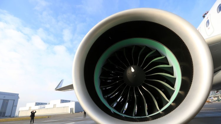 RTX tumbles 10% after disclosing jet engine problem