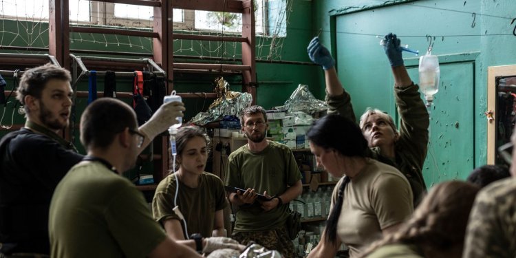 As War Becomes Grinding Fight, Medics Battle to Save Soldiers in Ukraine