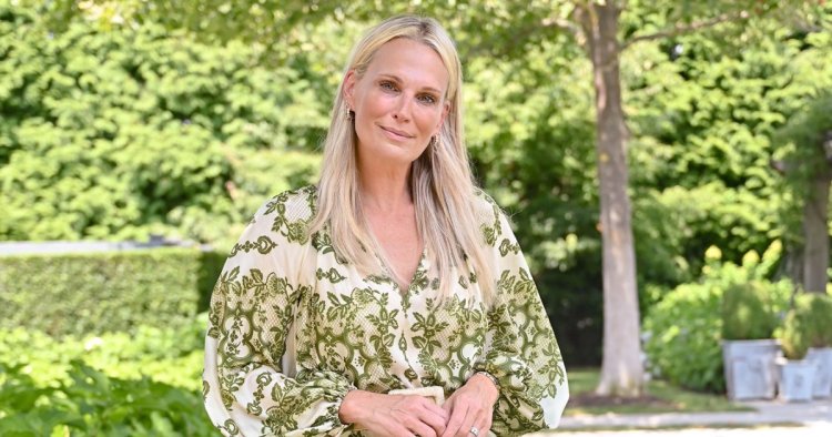 Recreate Molly Sims' $1,150 Hamptons Style With This $31 Dress