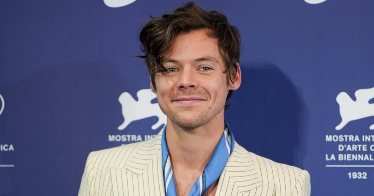 Harry Styles Has an 'Olivia' Tattoo on His Thigh Now and We're Shook