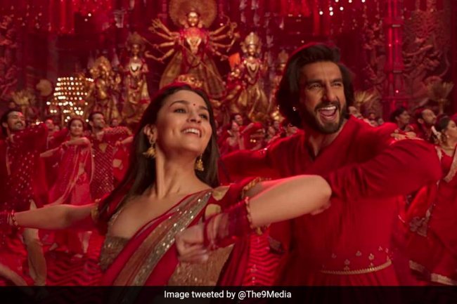 How Ranveer Singh Had To Get Past Rocky Randhawa's "Muscle Mass" For The Kathak Scene