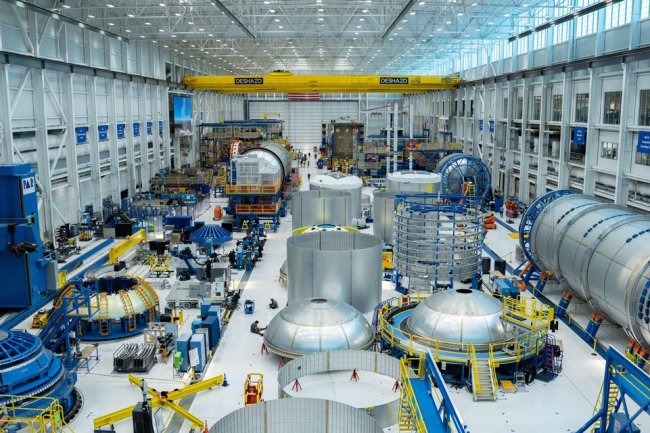 Jeff Bezos’ Blue Origin Plots Launch of Its Mega Rocket. Next Year. Maybe.