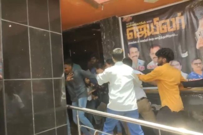 Rajinikanth fans beat up 2 Chennai men for giving negative review of ‘Jailer’