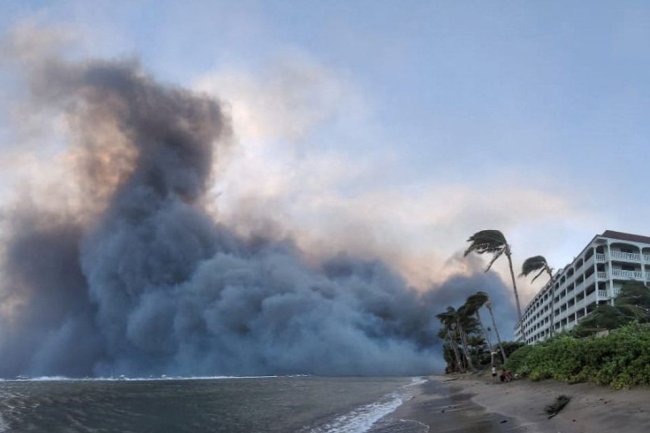 Six People Die in Hawaii After Hurricane Winds Fuel Wildfires