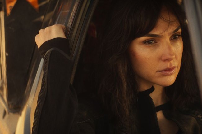 ‘Heart of Stone’ Review: Gal Gadot Shifts From Superhero to Superspy