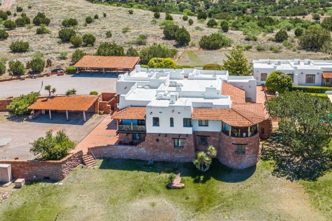 A 1,700-Acre Ranch in Southern Arizona Hits the Market for $29.95 Million