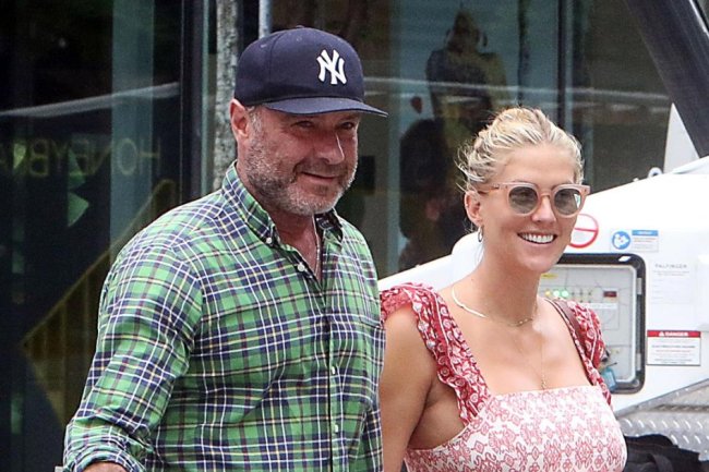 Liev Schreiber and Pregnant Taylor Neisen Hold Hands During NYC Stroll