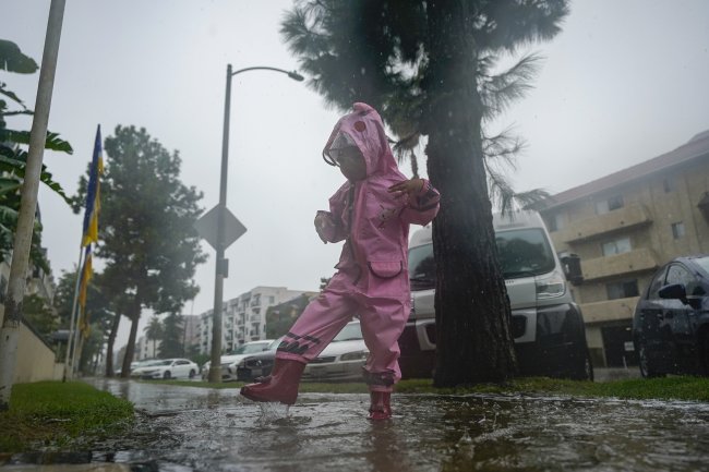 California ‘hurriquake’ shuts down lawmaking in Sacramento