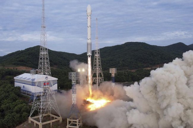 North Korea says its 2nd attempt to launch a spy satellite has failed