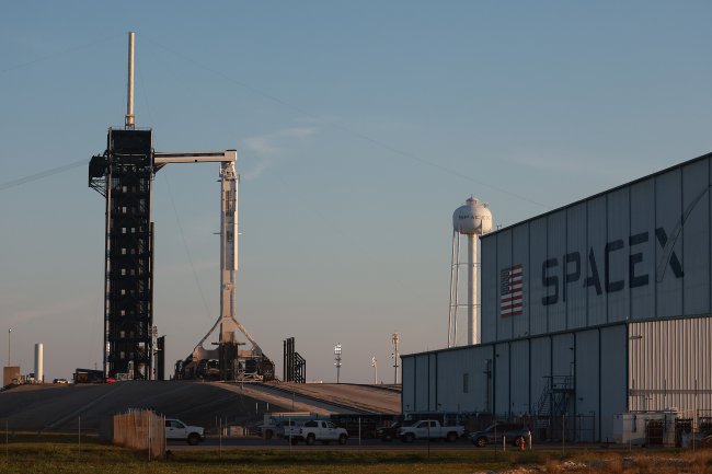 Feds accuse SpaceX of discrimination against asylum-seekers and refugees