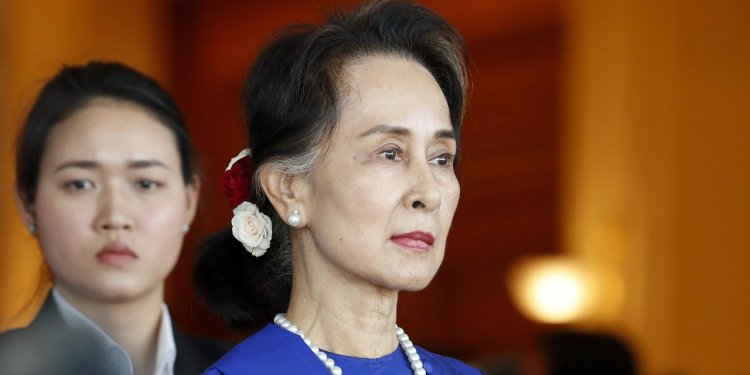 Myanmar’s Aung San Suu Kyi Gets Surprise Partial Pardon