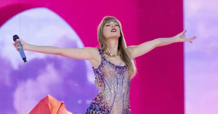Is Taylor Swift About to Announce '1989 TV' at Her Last ‘Eras’ Show?
