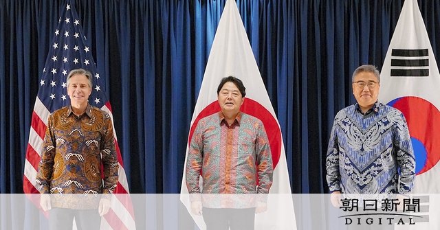 18日の日米韓首脳会談は「歴史的な機会」 外相がテレビ会談