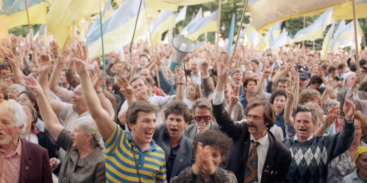 Ukraine Renews Its Independence