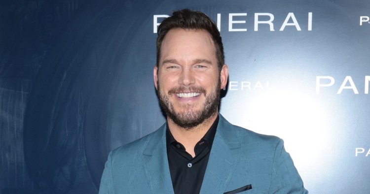 See Chris Pratt’s Bejeweled Makeover From Daughters Eloise and Lyla