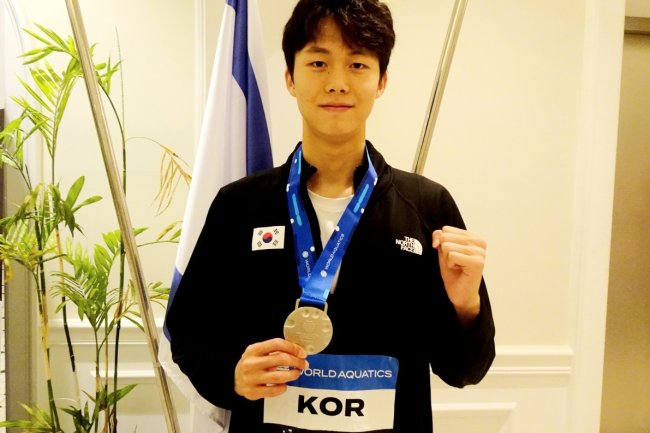 ‘세계 주니어 첫 銀’ 16세 김준우, 국가대표 기록 깼다