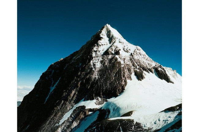 [社会] ヒマラヤ８０００ｍ峰１４座の撮影登山続ける写真家・石川直樹さん、残り２座の登頂へ出発