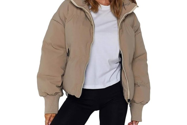 This Puffer Jacket Is the Perfect Transitional Piece for Fall — Snag It on Sale!