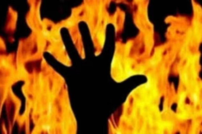 Mumbai: 60-year-old killed after fire breaks out in Dadar building