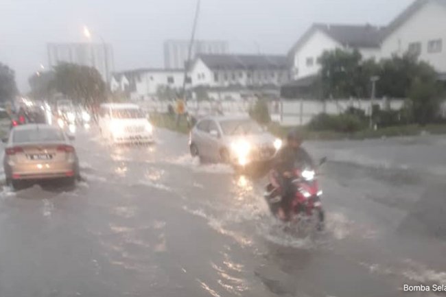 MetMalaysia: Flash floods in several states due to monsoon transition phase